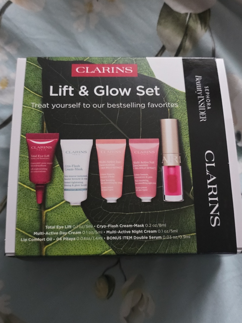 NIB Clarins Lift & Glow Set